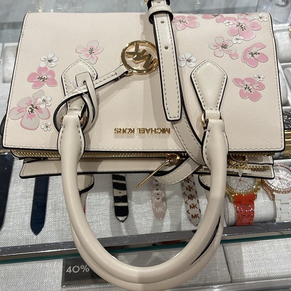 Michael Kors Sheila Sm Central Zip Floral Embellished Satchel Crossbody NWT - Picture 11 of 16